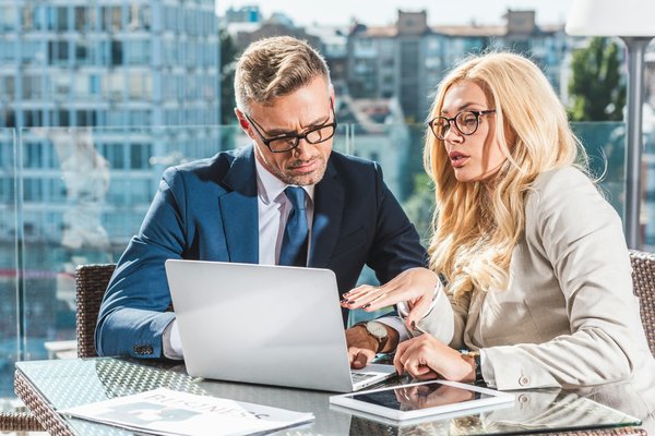 Boostez votre business avec le service externalisé de mars marketing